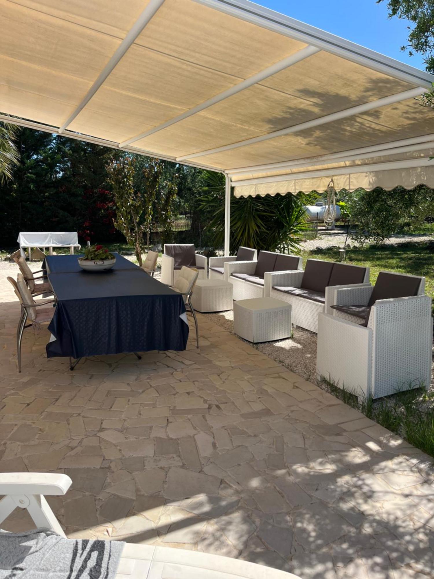 B&B Villa Mediterranee Con Parking Space Trani Eksteriør billede